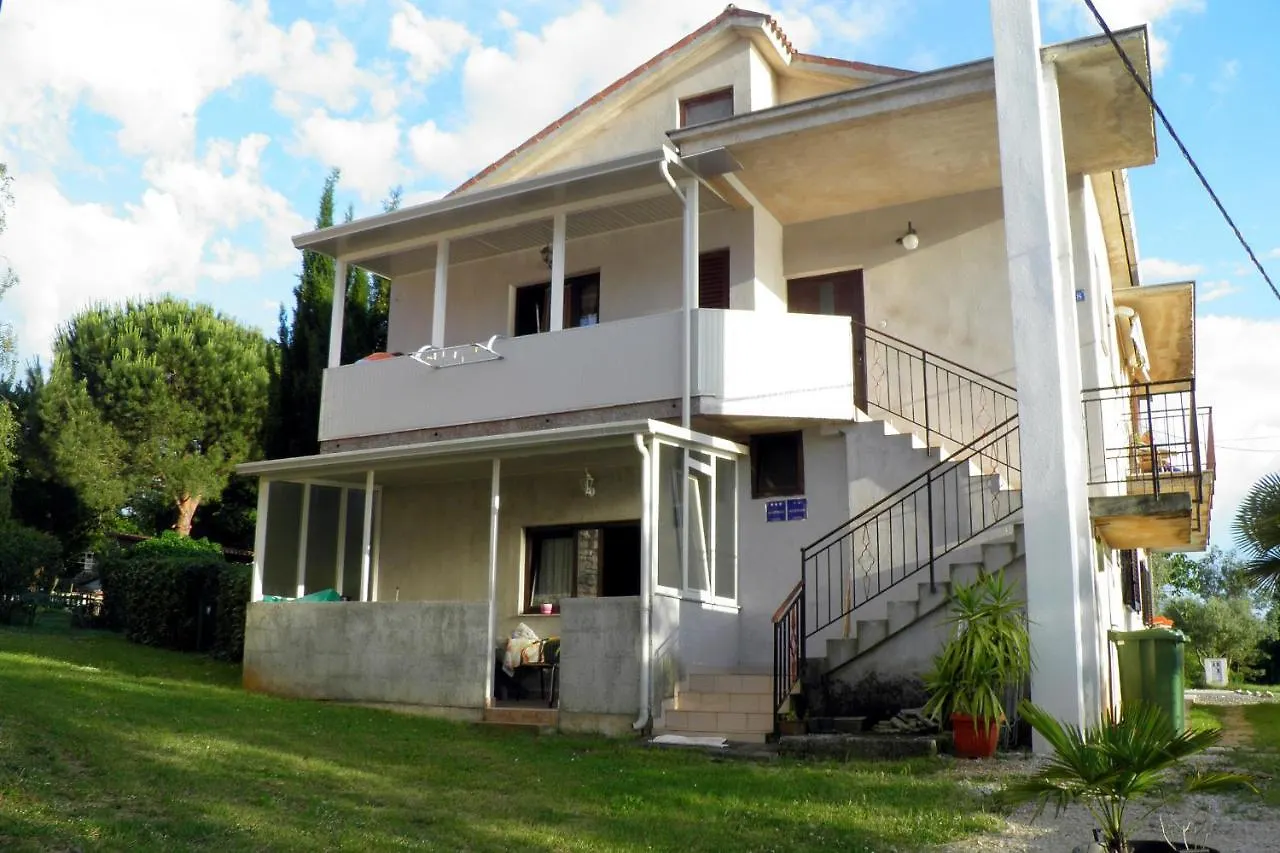 Apartments By The Sea Sveti Ivan, Umag - 7002