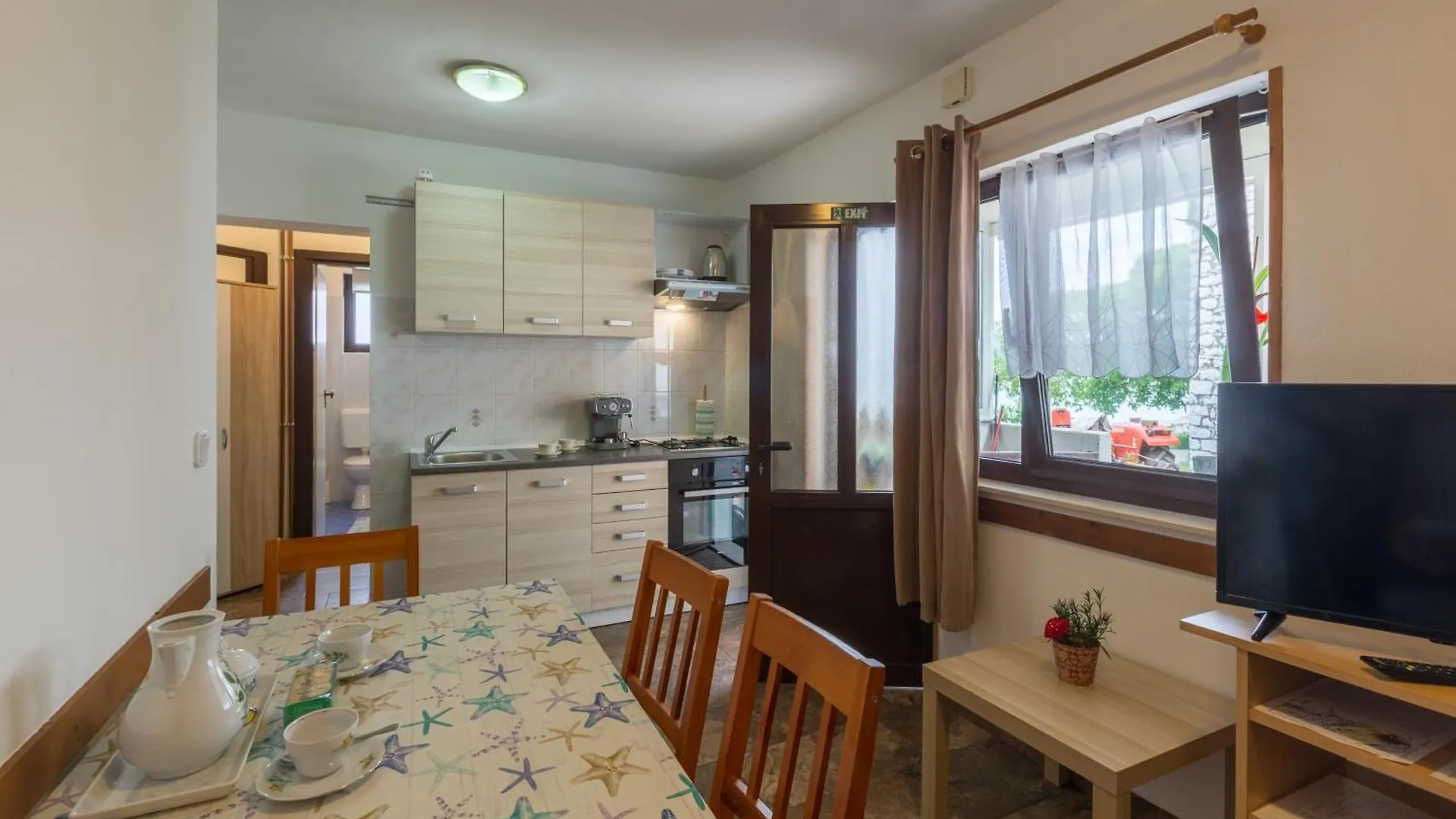 Apartments By The Sea Sveti Ivan, Umag - 7002